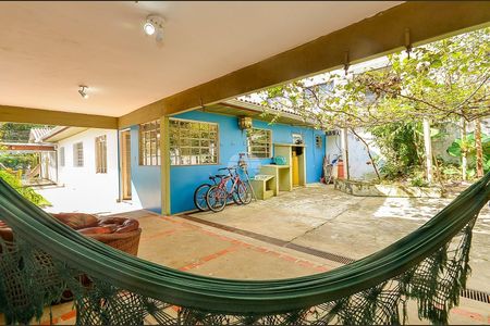 34_photo/94dce676d3.3723a44aaca63190-ATLAS-b6674d48-9be5-48f9-ba21-58b0962e33ed.jpg de casa à venda com 3 quartos, 151m² em Bacacheri, Curitiba