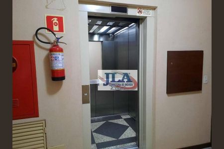 7_photo/94dce676e5.72b53eba20d2fef9-ATLAS-061700e3-1f65-4eb7-9e70-c3db843b19a0.jpg de apartamento para alugar com 3 quartos, 72m² em Bacacheri, Curitiba