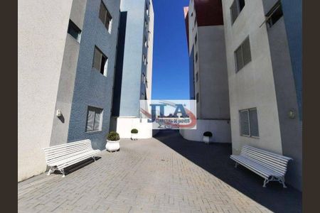 5_photo/94dce676e5.72b53eba20d2fef9-ATLAS-3306e6ef-130d-4097-af7f-371b9a81cead.jpg de apartamento para alugar com 3 quartos, 72m² em Bacacheri, Curitiba