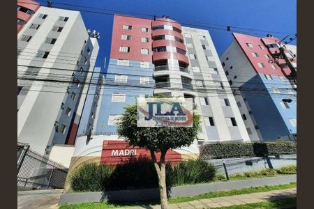 3_photo/94dce676e5.72b53eba20d2fef9-ATLAS-c61e2320-8945-4843-8525-13bc10b50d8b.jpg de apartamento para alugar com 3 quartos, 72m² em Bacacheri, Curitiba