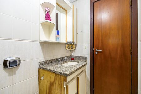 3_photo/94dce676fb.32bab43f3a07d97f-ATLAS-0afc04c5-07d9-4e97-8fd0-569df3496f81.jpg de apartamento à venda com 3 quartos, 72m² em Bacacheri, Curitiba