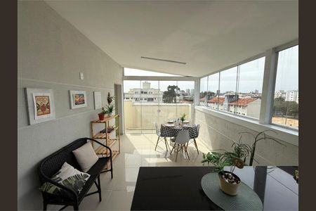 4_photo/94dce6777d.4bc7dde8957b8d22-ATLAS-c7180af8-dded-4dd2-99dd-bdd18016589f.jpg de apartamento à venda com 3 quartos, 115m² em Bacacheri, Curitiba