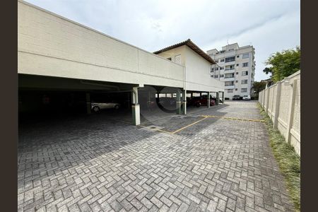 9_photo/94dce6777d.4bc7dde8957b8d22-ATLAS-df4f9c81-5415-4489-819c-9d4d525f2bca.jpg de apartamento à venda com 3 quartos, 115m² em Bacacheri, Curitiba