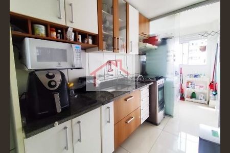 11_photo/94dce6777d.f6e5486e3a42d7de-ATLAS-59346c46-44ec-4730-85d6-e45ea4621935.jpg de apartamento à venda com 2 quartos, 50m² em Bacacheri, Curitiba