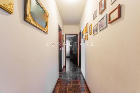 1_photo/94dce678b7.6eaa33ef77f76814-ATLAS-54d022e0-9409-4b35-99e1-5b7d5d6e5a0e.jpg de casa à venda com 4 quartos, 324m² em Bacacheri, Curitiba
