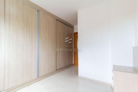 5_photo/94dce678cb.2639d5957fb68b67-ATLAS-39a201ef-8d76-45f5-a70a-d7840129d9e7.jpg de apartamento à venda com 3 quartos, 84m² em Bacacheri, Curitiba