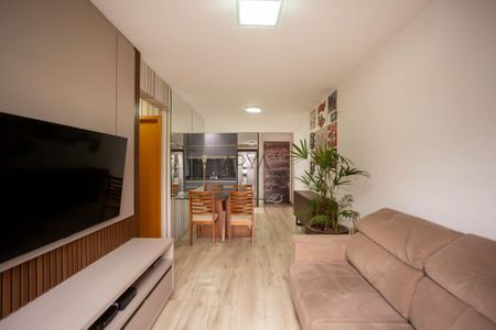 3_photo/94dce678cb.a605ff86ac310480-ATLAS-e7f322d8-ca48-44b4-a28f-1ae91fd3d197.jpg de apartamento à venda com 2 quartos, 66m² em Bacacheri, Curitiba