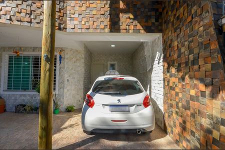 4_photo/94dce67907.5d0ee885d270d263-ATLAS-0cfb5146-372c-41f7-93e1-2a665cd2c8bd.jpg de casa à venda com 4 quartos, 176m² em Bacacheri, Curitiba