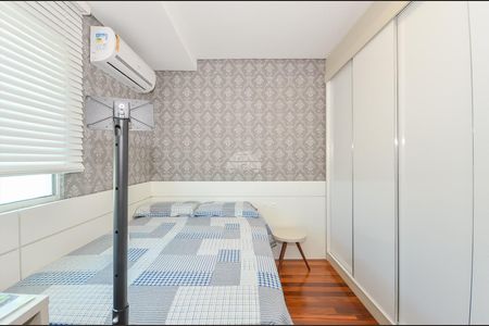 41_photo/94dce67907.5d0ee885d270d263-ATLAS-0e0d1262-4782-42fd-b2bd-928a16c9bcf6.jpg de casa à venda com 4 quartos, 176m² em Bacacheri, Curitiba