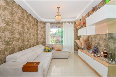 2_photo/94dce67907.5d0ee885d270d263-ATLAS-164fa55f-5a4e-4b1e-8bc3-5ce3c46c6d1b.jpg de casa à venda com 4 quartos, 176m² em Bacacheri, Curitiba