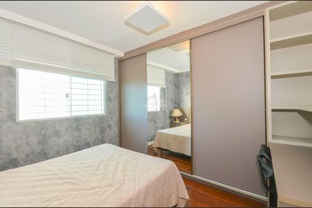 25_photo/94dce67907.5d0ee885d270d263-ATLAS-8a5e34f8-2c29-4e51-88f5-bec9fcbb921d.jpg de casa à venda com 4 quartos, 176m² em Bacacheri, Curitiba