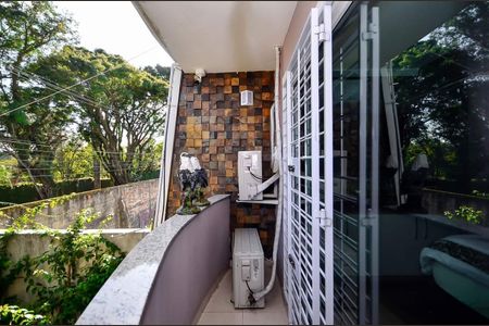 19_photo/94dce67907.5d0ee885d270d263-ATLAS-dcd38340-d97d-43fd-aa7b-f1ffef59fc0c.jpg de casa para alugar com 4 quartos, 175m² em Bacacheri, Curitiba