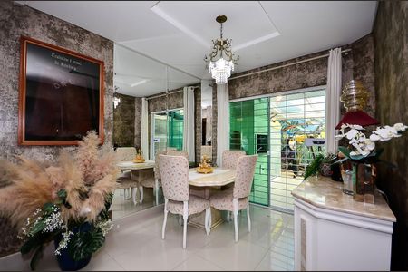 7_photo/94dce67907.5d0ee885d270d263-ATLAS-de0eb12e-f5a5-4bcf-b27a-ff7585c3a42b.jpg de casa para alugar com 4 quartos, 175m² em Bacacheri, Curitiba