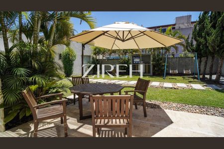 18_photo/94dce679e5.9afe6f7bbff0ce64-ATLAS-c963e002-0dcb-42f7-a9b9-d4f478aadf6b.jpg de casa à venda com 3 quartos, 685m² em Bacacheri, Curitiba