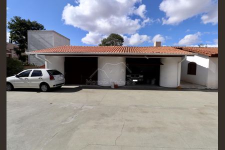 47_photo/94dce67a27.dc8bbd111761e841-ATLAS-00ae76c7-fe55-487f-a901-2a2d9cbafb49.jpg de casa à venda com 4 quartos, 210m² em Bacacheri, Curitiba