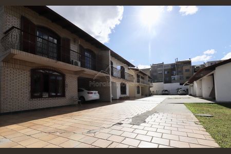 46_photo/94dce67a27.dc8bbd111761e841-ATLAS-de342abc-cac4-4e73-a8fc-bd77474f0f53.jpg de casa à venda com 4 quartos, 210m² em Bacacheri, Curitiba