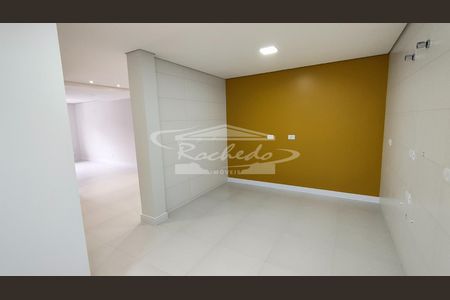 8_photo/94dce67a83.088740a96a860cc5-ATLAS-5ce9caf5-fb86-4d62-839a-8df10a8d9bf3.jpg de casa à venda com 2 quartos, 155m² em Bacacheri, Curitiba