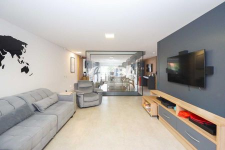 6_photo/94dce67a91.732b7fd8aaa5f07d-ATLAS-1f7f22ba-90f0-42da-9417-df146295c19b.jpg de casa à venda com 0 quarto, 261m² em Bacacheri, Curitiba