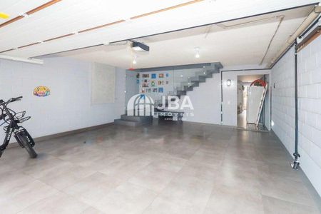 24_photo/94dce67a91.732b7fd8aaa5f07d-ATLAS-2882576d-216b-44ed-8ca3-22fa5db47dc9.jpg de casa à venda com 0 quarto, 261m² em Bacacheri, Curitiba