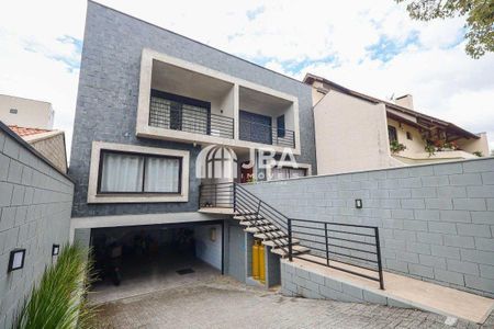 30_photo/94dce67a91.732b7fd8aaa5f07d-ATLAS-917d7750-08e4-4db9-9a68-179efd3f40fe.jpg de casa à venda com 0 quarto, 261m² em Bacacheri, Curitiba