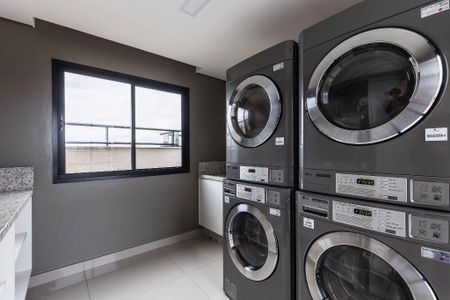 4_photo/94dce67b0d.7a8f6733608af60e-ATLAS-d61adde8-79b8-4daf-a9bb-2bf1e14bb857.jpg de apartamento à venda com 2 quartos, 47m² em Bacacheri, Curitiba