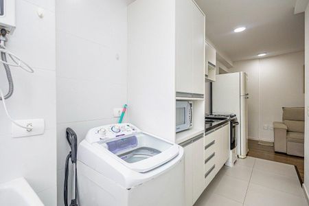 7_photo/94dce67b0d.912a2735542dba6c-ATLAS-a19bb979-e4f4-4e7e-8337-472cde19e543.jpg de apartamento à venda com 2 quartos, 47m² em Bacacheri, Curitiba