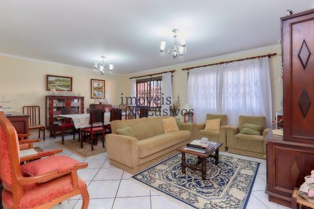 2_photo/94dce67b53.645db0b1ec4723fa-ATLAS-07fbda74-9f06-4ca9-8821-a434a935ee4e.jpg de casa à venda com 4 quartos, 343m² em Bacacheri, Curitiba