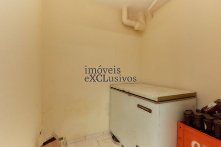 11_photo/94dce67b53.645db0b1ec4723fa-ATLAS-1e4abb3e-d886-45c4-9a73-8b32ba3a27f2.jpg de casa à venda com 4 quartos, 343m² em Bacacheri, Curitiba