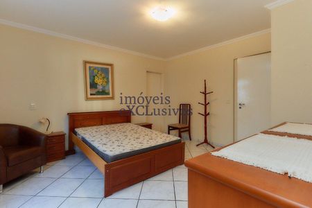 6_photo/94dce67b53.645db0b1ec4723fa-ATLAS-d00a08b6-7a66-43c4-8fa0-af014fbbd204.jpg de casa à venda com 4 quartos, 343m² em Bacacheri, Curitiba