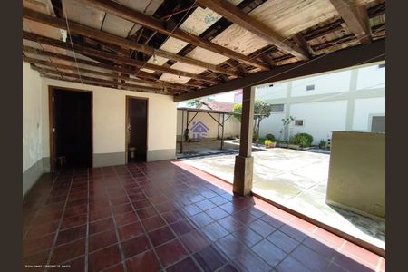 3_photo/94dce67b57.14ef3540da721bcf-ATLAS-647f214a-2996-4891-a06e-96c1f72b85a8.jpg de casa à venda com 3 quartos, 200m² em Boa Vista, Curitiba