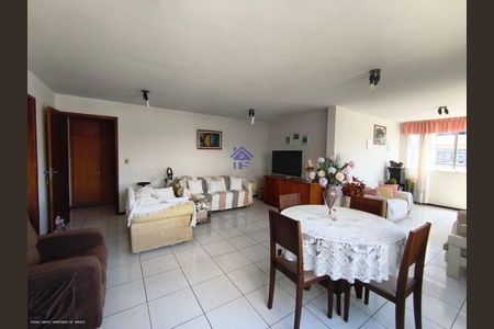 16_photo/94dce67b57.14ef3540da721bcf-ATLAS-b0e2ed65-8bb4-4d57-a8d8-1427a8e3a4df.jpg de casa à venda com 3 quartos, 200m² em Boa Vista, Curitiba