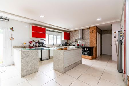 7_photo/94dce67bc1.a095ebe9a9b9d05b-ATLAS-0172554e-e64d-41b8-b168-6870cd334a1c.jpg de casa à venda com 7 quartos, 779m² em Bacacheri, Curitiba