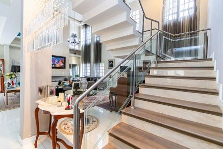 10_photo/94dce67bc1.a095ebe9a9b9d05b-ATLAS-0b86b517-809d-4ab4-b4a9-0e773dc92f22.jpg de casa à venda com 7 quartos, 779m² em Bacacheri, Curitiba