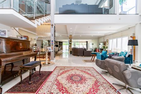 12_photo/94dce67bc1.a095ebe9a9b9d05b-ATLAS-33ebf605-a756-416a-9145-e8a31cd3ffc0.jpg de casa à venda com 7 quartos, 779m² em Bacacheri, Curitiba