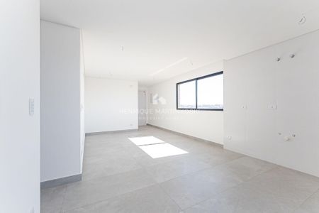 5_photo/94dce67c39.96cebdb2ce0ca23c-ATLAS-d2a2ee7e-f113-4d69-be88-8ef3d9fa1514.jpg de apartamento à venda com 2 quartos, 67m² em Bacacheri, Curitiba