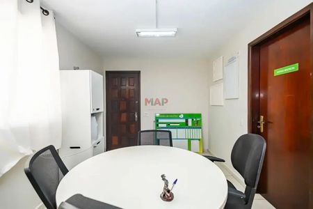 13_photo/94dce67d5d.fce91835c8d8b9fe-ATLAS-e0af191a-46be-45e7-9a39-64cc32794ebc.jpg de casa à venda com 0 quarto, 254m² em Boa Vista, Curitiba