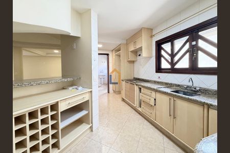 37_photo/94dce67d67.5c6d54a86228c393-ATLAS-bf937d78-189f-40c7-9561-a3ca3b61599f.jpg de casa para alugar com 3 quartos, 285m² em Boa Vista, Curitiba