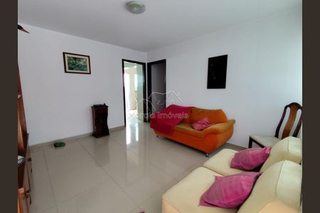 7_photo/94dce67d73.c6267d18045375b9-ATLAS-e90f2f7a-9a2d-40cd-b272-7a34fd96d74e.jpg de casa à venda com 3 quartos, 167m² em Boa Vista, Curitiba