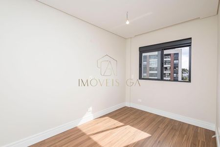 22_photo/94dce67e4b.a1abfd3743ca255d-ATLAS-7ea55f3c-35ea-468f-84f5-109112e78e13.jpg de apartamento à venda com 3 quartos, 127m² em Bacacheri, Curitiba