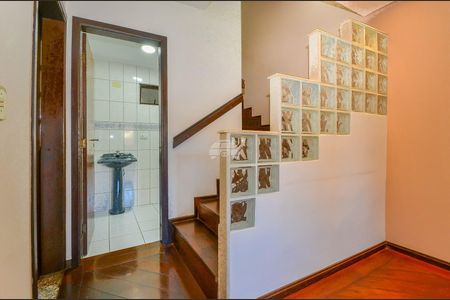 30_photo/94dce67e4f.32009d2af9ee6b9c-ATLAS-0dc2e8d8-0542-4a03-b543-cdb20c6efb08.jpg de casa à venda com 3 quartos, 215m² em Bacacheri, Curitiba