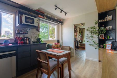 6_photo/94dce67e91.ae6c0d4ae2e822c2-ATLAS-ed653d1a-1dca-49f8-a1d1-cb66ef2fe9aa.jpg de apartamento à venda com 1 quarto, 34m² em Bacacheri, Curitiba