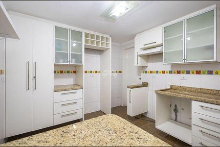 9_photo/94dce67efd.64be89600eea995d-ATLAS-2a0ade59-df13-491f-adb4-7e199c5bc14a.jpg de casa à venda com 3 quartos, 183m² em Bacacheri, Curitiba