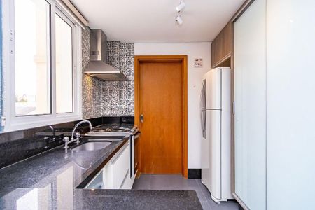 8_photo/94dce67f2f.604c78d7ecb9d147-ATLAS-b7f21d9d-ec41-4ffe-b0c2-1d155e3b1e23.jpg de apartamento à venda com 3 quartos, 89m² em Bacacheri, Curitiba