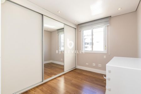 11_photo/94dce67f2f.7008ec44cbb62de5-ATLAS-c1b618b2-0dd8-4e7b-8e22-e65f5412455b.jpg de apartamento à venda com 3 quartos, 179m² em Bacacheri, Curitiba