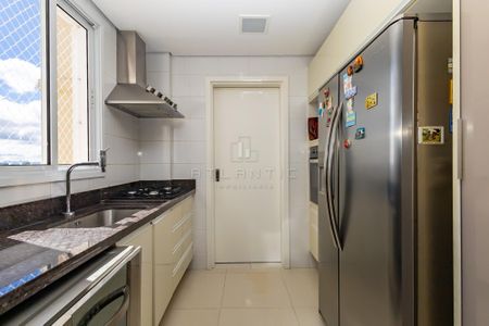 9_photo/94dce67f2f.e12928c48791264b-ATLAS-81f179c2-abeb-4f3d-b4ac-b7f094309b3f.jpg de apartamento à venda com 3 quartos, 179m² em Bacacheri, Curitiba