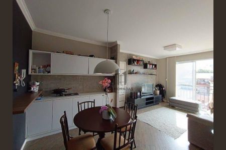 5_photo/94dce67f7d.fe96b63aec789ef1-ATLAS-42a12ecc-e8e1-435b-9490-8235066d25d1.jpg de apartamento à venda com 2 quartos, 70m² em Bacacheri, Curitiba