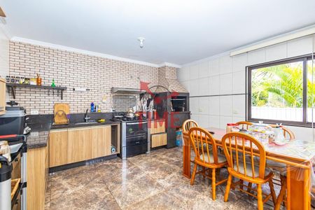 22_photo/94dce67fc5.a64889f4275538b8-ATLAS-c9427888-686c-4b85-a6d8-b67a577d8cd9.jpg de casa à venda com 7 quartos, 349m² em Bacacheri, Curitiba