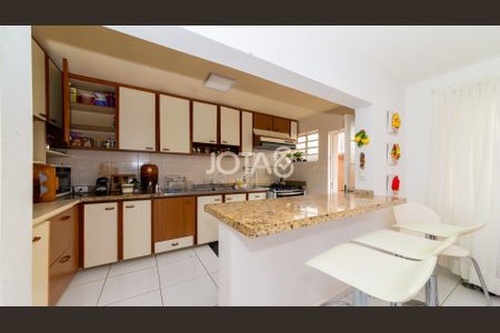 20_photo/94dce67fed.aaaaa2939d8ec39f-ATLAS-be34b6a6-9b24-4f7f-bb4f-d7ff4446fae6.jpg de casa para alugar com 3 quartos, 259m² em Bacacheri, Curitiba