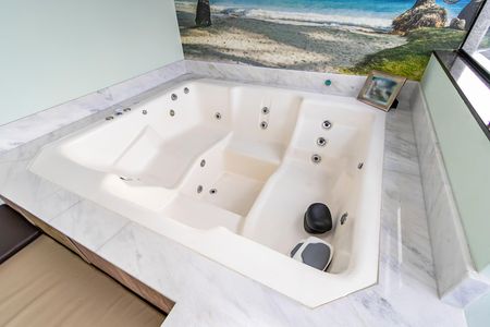 29_photo/94dce6802b.2bd6c31d73845aaa-ATLAS-9d150097-8a3b-41fa-be95-fa141df418d0.jpg de apartamento à venda com 3 quartos, 205m² em Bacacheri, Curitiba