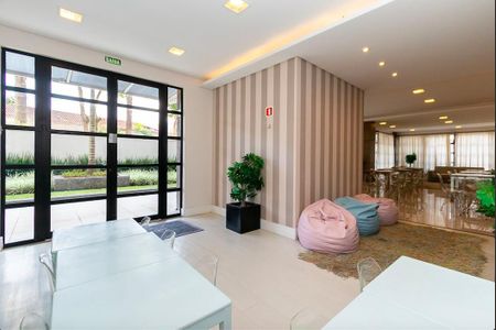 47_photo/94dce6802b.2bd6c31d73845aaa-ATLAS-a8b9d8b0-c3ea-4b85-ba80-14b81159bbbc.jpg de apartamento à venda com 3 quartos, 205m² em Bacacheri, Curitiba